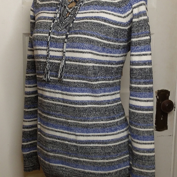 Knit Sweater - Picture 4 of 9